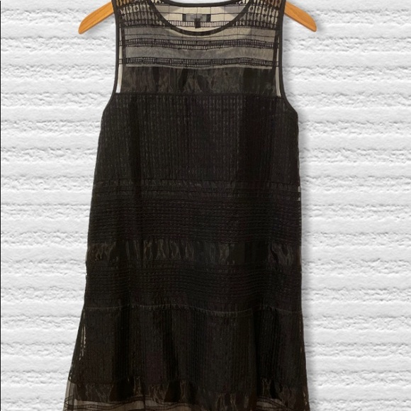 Madewell Tulle & Sheer embroidered dress. 🖤 - Picture 4 of 12